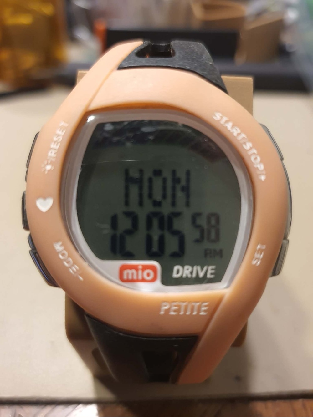 🦋10/$20🦋 Mio Drive Petite Peach Black Heart Rate Monitor Women's Watch